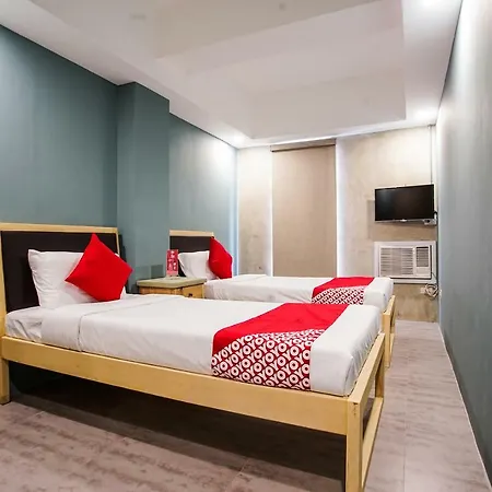 Oyo 188 Mikos Residences Bonifacio